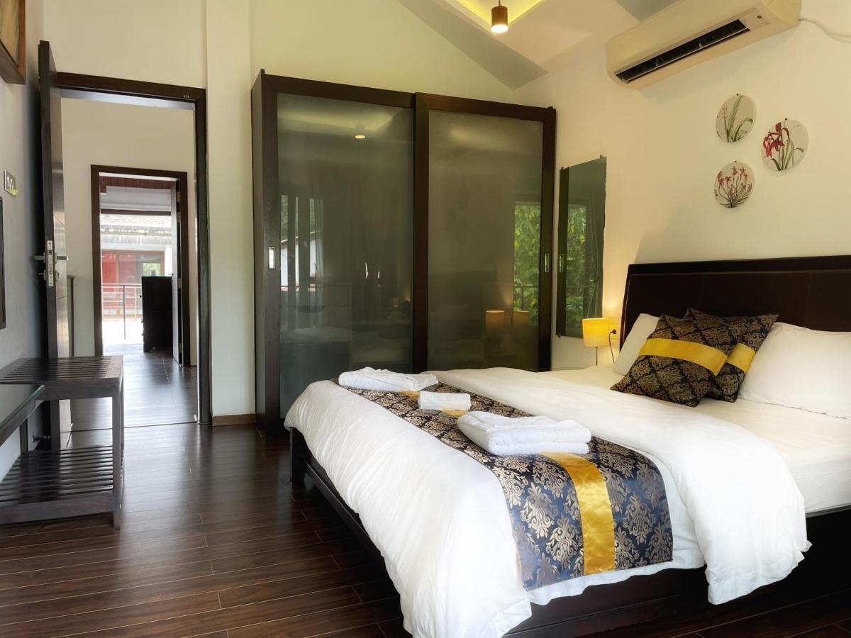 Ochre Villa- Luxury Property In Assagaon / Вагатор Екстериор снимка